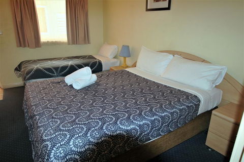 City East Motel - Hotel Accommodation 3