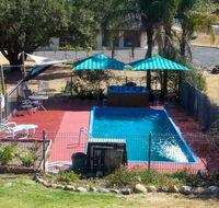 Colonial Inn Motel - Hotel Accommodation