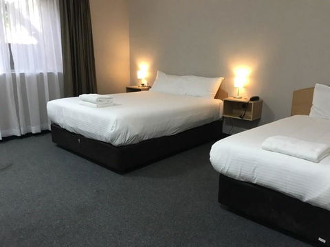 Colonial Motel Richmond - Hotel Accommodation 2