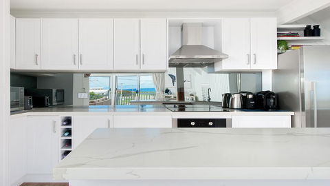 Combined Kingsley Beach House - Hotel Accommodation 1