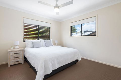 Combles Rd - Hotel Accommodation 1