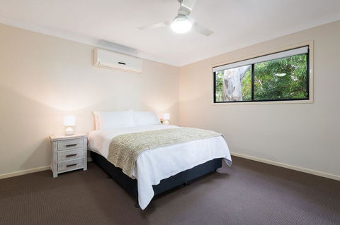 Combles Rd - Hotel Accommodation 3