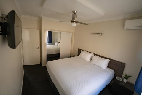Comfort Inn And Suites Robertson Gardens - Hotel Accommodation 3
