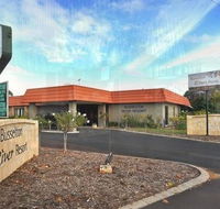 Comfort Inn Busselton River Resort - Hotel Accommodation