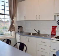 Comfortable Apartment In Trendy Haberfield - Hotel Accommodation