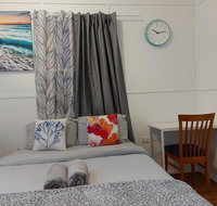 Comfortable Guest Room closes to Emerald CBD - Hotel Accommodation