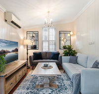 Contemporary Cottage in Perfect Lifestyle Address - Hotel Accommodation