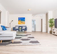 Convenient 2bed Rockdale APT Next to StationBeach - Hotel Accommodation