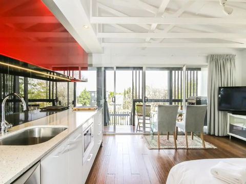 Cool Architect-Designed Studio Close To CBD - Hotel Accommodation 3