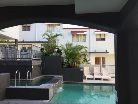 Coolum Beach Resort - Hotel Accommodation 2