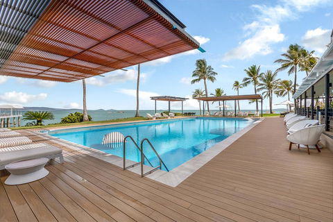 Coral Sea Marina Resort - Hotel Accommodation 2