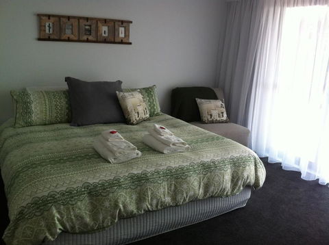 Corinella On The Esplanade Bed & Breakfast - Hotel Accommodation 2