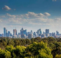 Cosy 1 Bedroom Apartment in Trendy Northcote - Hotel Accommodation