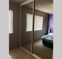 Cosy apartment close to Shops  Beach - Hotel Accommodation