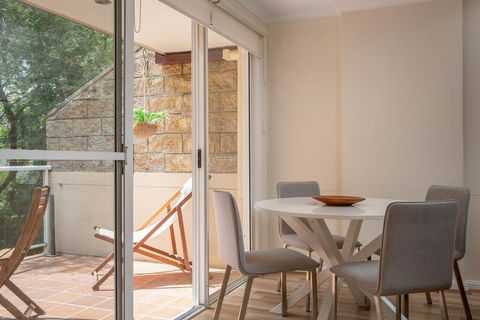 Cosy Family Apartment With Parking And Balconies - Hotel Accommodation 3