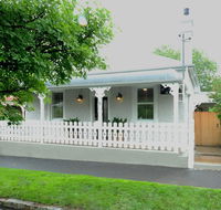 Cottage 79 - Hotel Accommodation