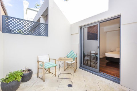 Cottesloe Aqua Retreat - Executive Escapes - Hotel Accommodation 2