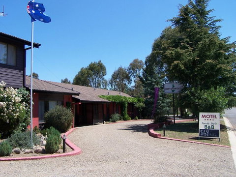 Cottonwood Lodge - Hotel Accommodation 1
