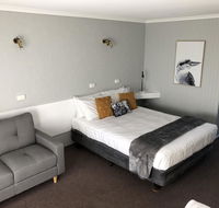 Country Roads Motor Inn - Hotel Accommodation