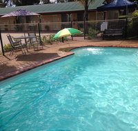 Country Rose Motel Warwick - Hotel Accommodation