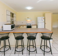 Cozy Family Holiday House - Hotel Accommodation