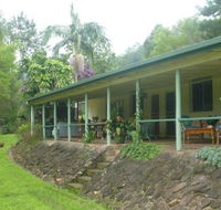 Croftons Retreat Nimbin - Hotel Accommodation