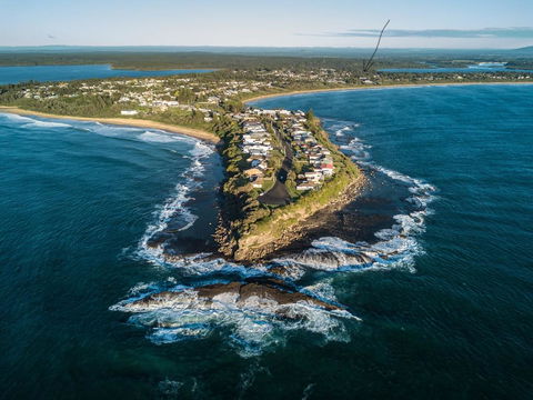 Culburra Beach Motel - Hotel Accommodation 0
