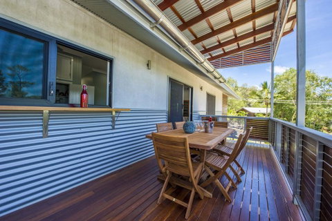 Deb's Shed - Hotel Accommodation 2