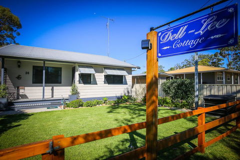Dell-Lee Cottage - Hotel Accommodation 1