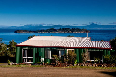 Discover Bruny Island Holiday Accommodation - Hotel Accommodation 0