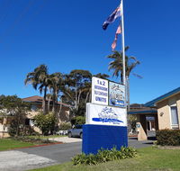 Dolphins of Mollymook Motel and Fifth Green Apartments - Hotel Accommodation