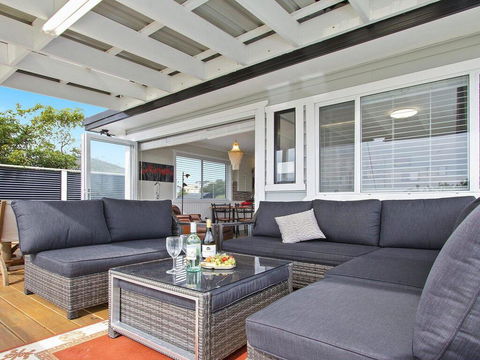 Dunkarein - 600m To Bosom Beach - Hotel Accommodation 0