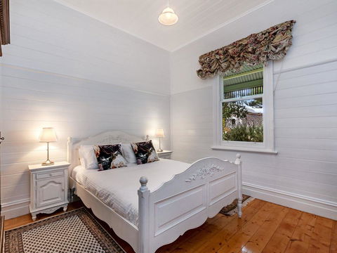 EAMONT ON SACKVILLE - Hotel Accommodation 3