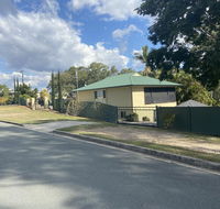 Eatons Hill Hidden Valley Retreat - Hotel Accommodation