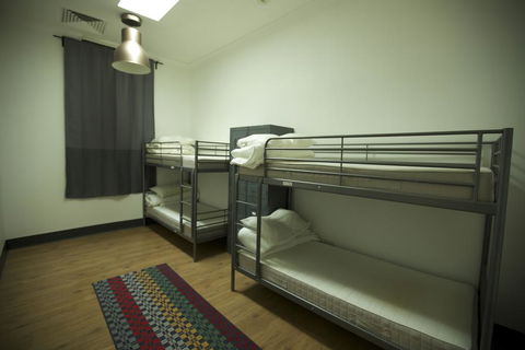 EBS Sydney Hostel - Hotel Accommodation 0