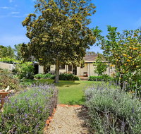 Eden on Eden - Hotel Accommodation