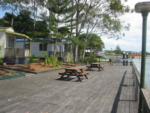 Edgewater Holiday Park - Hotel Accommodation 2