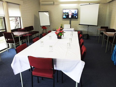 Edinburgh Motor Inn - Hotel Accommodation 3