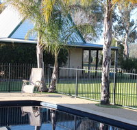 Elinike Guest Cottages - Hotel Accommodation
