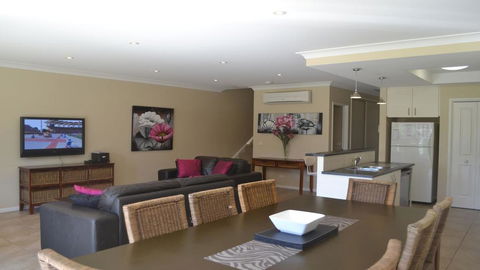 ELSINOR Townhouse 7 Mulwala - Hotel Accommodation 2