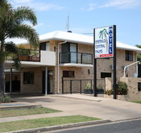 Emerald Central Palms Motel - Hotel Accommodation