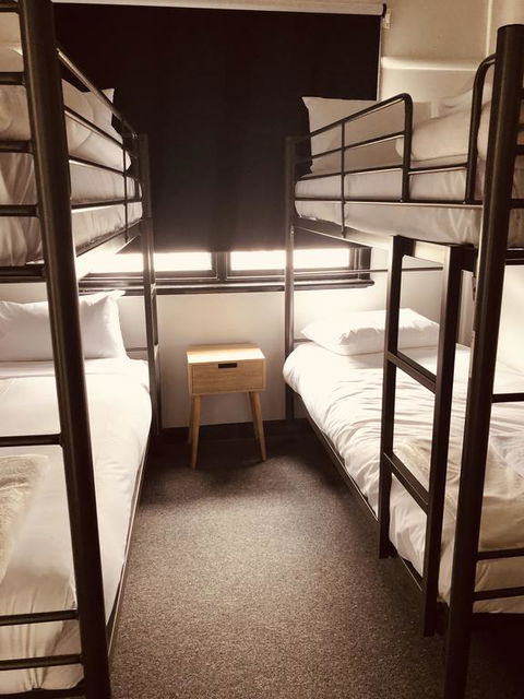 Empire Hotel Beechworth - Hotel Accommodation 3