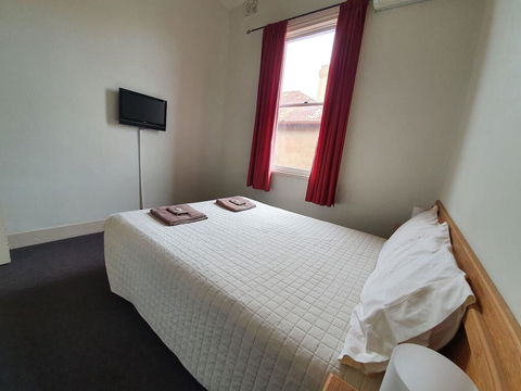 Empire Hotel Goulburn - Hotel Accommodation 1