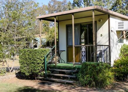 Esk Caravan Park & Rail Trail Motel - Hotel Accommodation 2