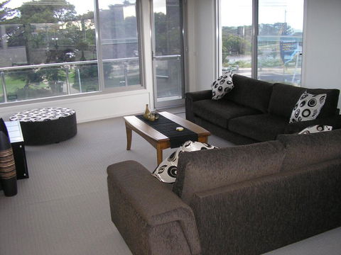 Esplanade Frontage 7B - Hotel Accommodation 3