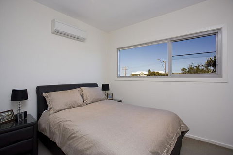 Esplanade Frontage 7B - Hotel Accommodation 2