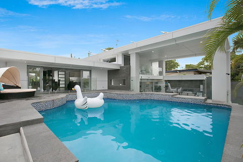 Essence Of Broadbeach - Hotel Accommodation 0