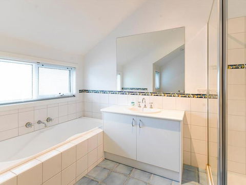 EVERGREEN BEACH HOUSE - Hotel Accommodation 2