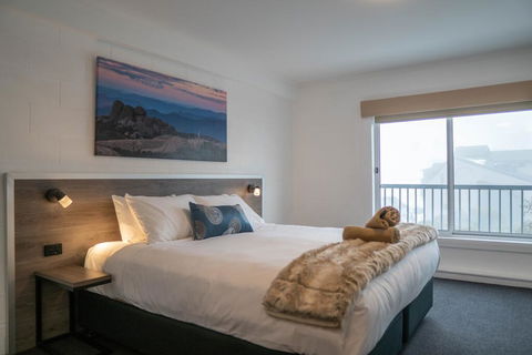 Falls Creek Hotel - Hotel Accommodation 1