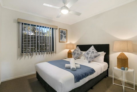 Family-Size Duplex In Quiet Neighbourhood - Hotel Accommodation 1